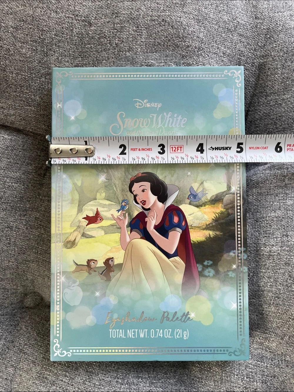 NEW!  Disney Snow White Makeup Palette — Teal, Blue, Red, Yellow Artwork